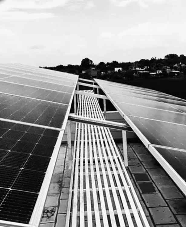 solar structure in karachi